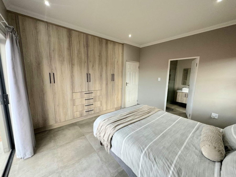 3 Bedroom Property for Sale in Langenhovenpark Free State